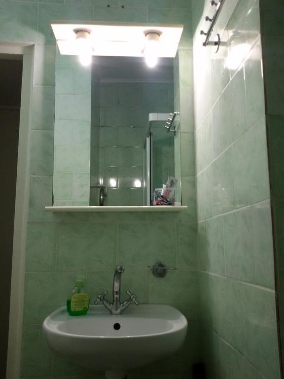 Apartment Gospitalna Street 2 Kiev Exterior photo